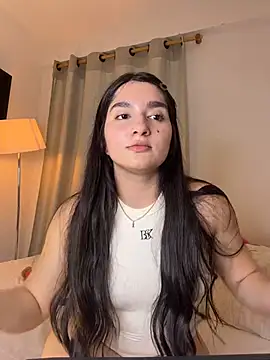 Snapshot of dulceangel__ chatting on 07/05/26, 04:19 dulceangel online show from 07/05/26, 04:19