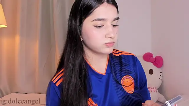Snapshot of dulceangel__ chatting on 06/18/26, 03:16 dulceangel online show from 06/18/26, 03:16