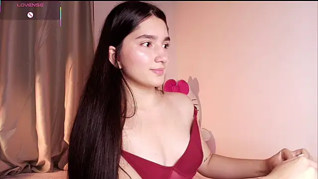 Snapshot of dulceangel__ chatting on 10/18/25, 04:25 dulceangel online show from 10/18/25, 04:25