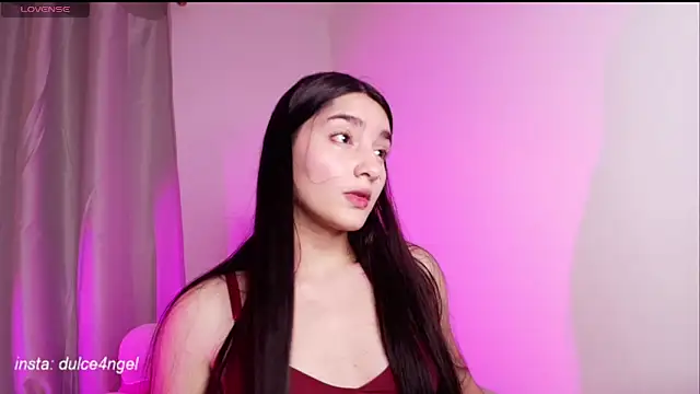 dulceangel   online show from 12/19/25, 03:43