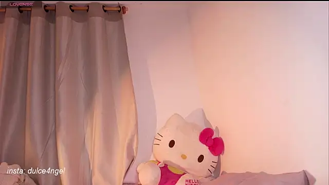 dulceangel   online show from 11/27/25, 03:07