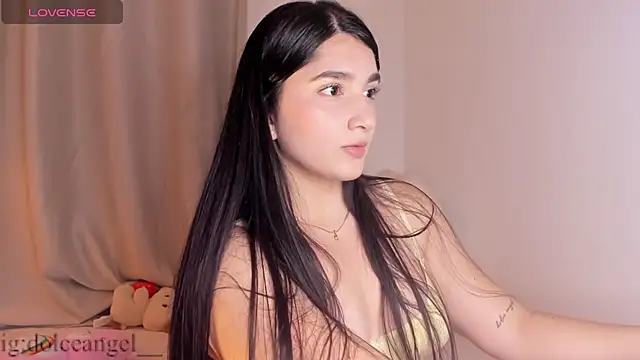 Snapshot of dulceangel__ chatting on 07/15/26, 03:02 dulceangel online show from 07/15/26, 03:02