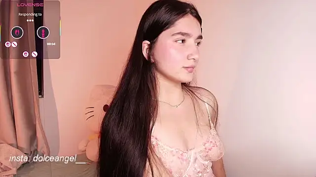 Snapshot of dulceangel__ chatting on 09/23/25, 04:19 dulceangel online show from 09/23/25, 04:19