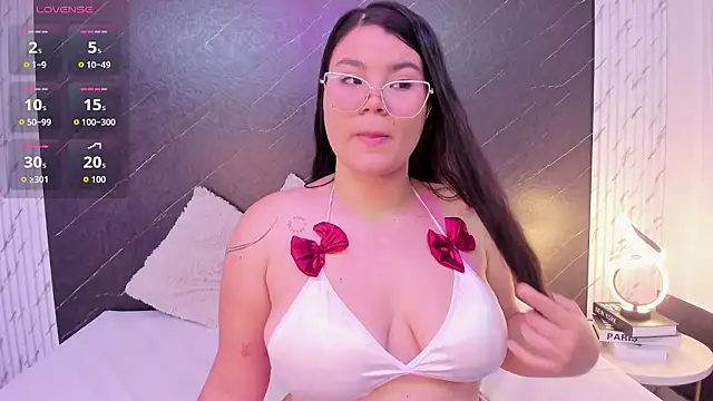 Snapshot of bumyrose chatting on 02/11/26, 04:12 bumyrose online show from 02/11/26, 04:12