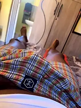 Snapshot of Dynamite_cums_in_size_2 chatting on 02/08/26, 10:24 Dynamite cums in size 2 online show from 02/08/26, 10:24