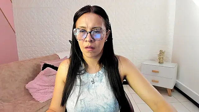 Eva mermaid online show from 12/02/25, 02:30