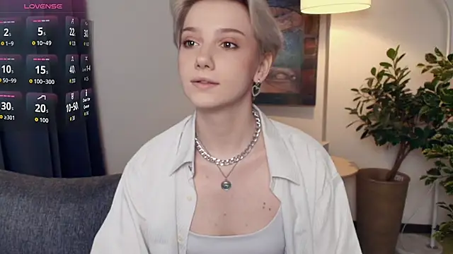 OdelynaAsp online show from 11/30/25, 12:17