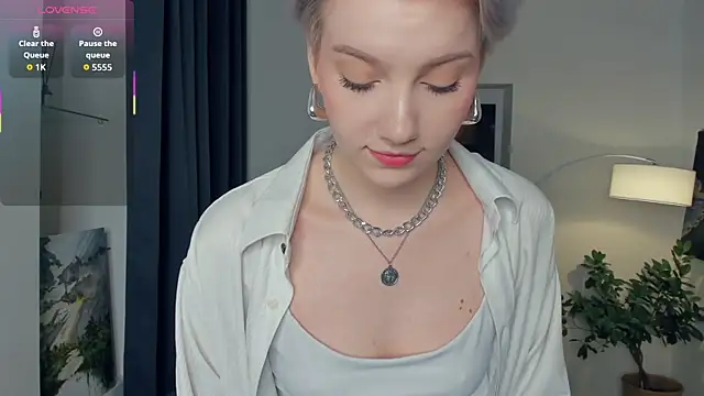 OdelynaAsp online show from 10/23/25, 12:37