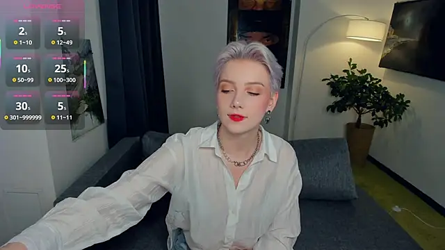 OdelynaAsp online show from 10/04/25, 11:45