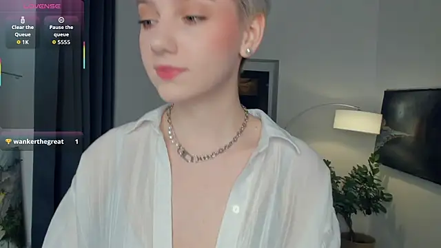 OdelynaAsp online show from 10/25/25, 12:39