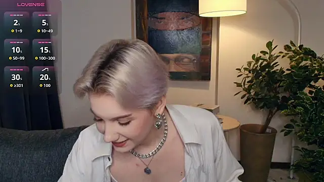 OdelynaAsp online show from 11/20/25, 11:55