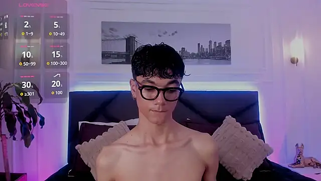 Phillicious   online show from 11/01/25, 10:25