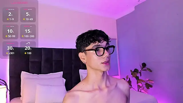 Phillicious   online show from 11/05/25, 10:57