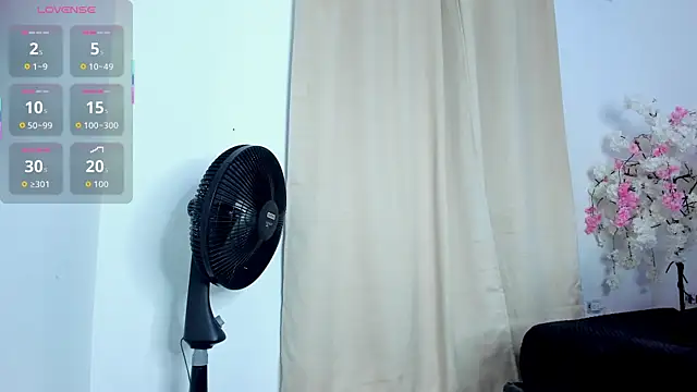 Snapshot of ashly_pnik1 chatting on 02/18/26, 03:04 ashly pnik1 online show from 02/18/26, 03:04