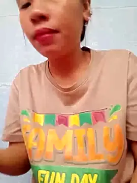 Snapshot of HotNaughtyGirl23 chatting on 03/13/26, 12:15 HotNaughtyGirl23 online show from 03/13/26, 12:15