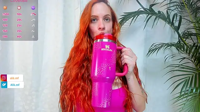 aliciakozlov online show from 04/15/26, 10:43