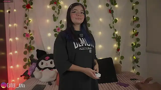 Snapshot of cutee_andrea chatting on 07/09/26, 03:51 cutee andrea online show from 07/09/26, 03:51