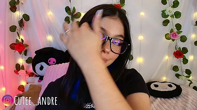 cutee andrea online show from 12/16/25, 04:17