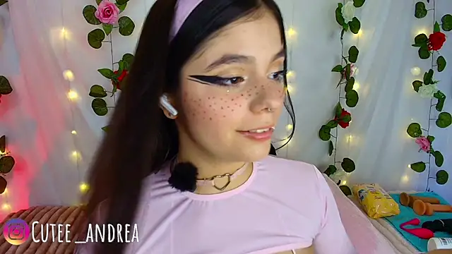 cutee andrea online show from 11/08/25, 03:32