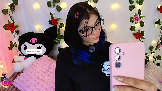 cutee andrea online show from 12/17/25, 01:54