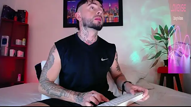 Edwardjonnes online show from 04/16/26, 02:45