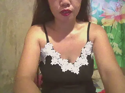 Snapshot of sexymorenal18 chatting on 09/19/25, 02:26 sexymorenal18 online show from 09/19/25, 02:26