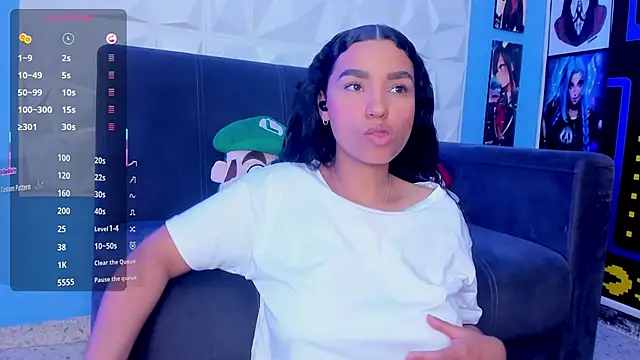 KhateAndersson online show from 11/14/25, 07:06