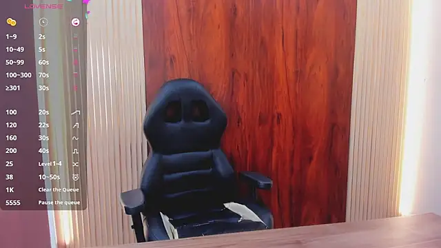 KhateAndersson online show from 11/10/25, 09:42