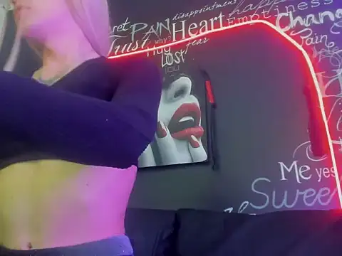 Megam  online show from 11/25/25, 04:02