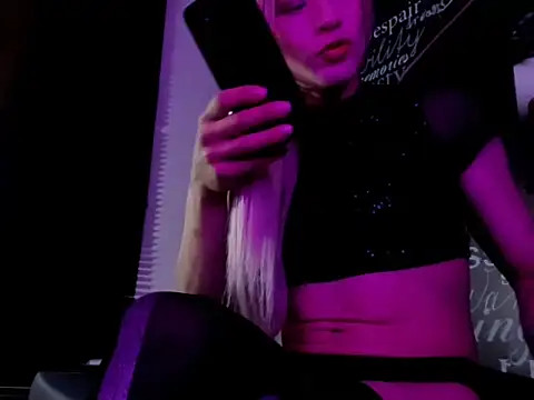 Megam  online show from 11/12/25, 08:12