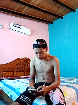 Toy boy777 online show from 09/10/25, 01:32