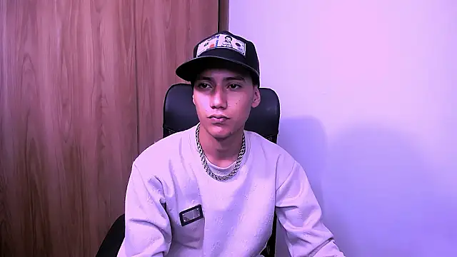 Toy boy777 online show from 02/10/26, 05:50