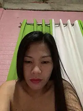 Snapshot of Cleo17 chatting on 05/10/26, 01:14 Cleo17 online show from 05/10/26, 01:14