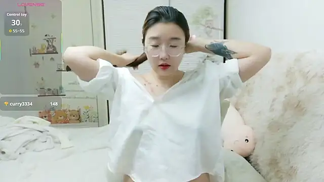 sisi-maiden online show from 01/16/26, 11:58