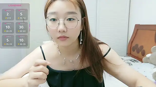 sisi-maiden online show from 09/18/25, 06:05