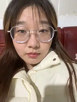 sisi-maiden online show from 02/09/26, 11:52