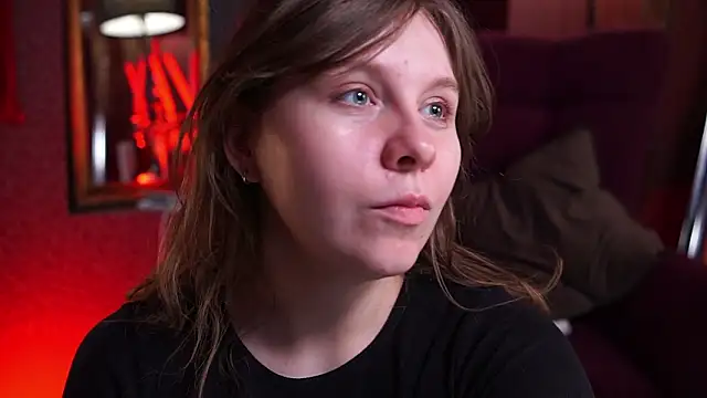 Snapshot of Sense_Of_Rosemary chatting on 02/22/26, 05:43 Sense Of Rosemary online show from 02/22/26, 05:43