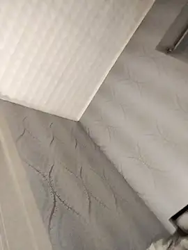 Dawidwi493  online show from 10/03/25, 12:03