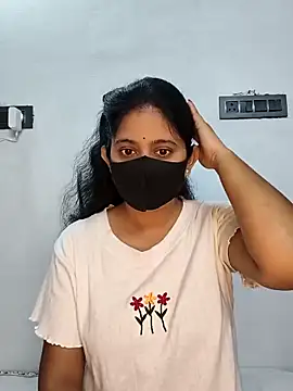 Snapshot of Your-Vedika chatting on 10/19/25, 04:26 Your-Vedika online show from 10/19/25, 04:26