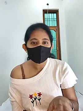 Snapshot of Your-Vedika chatting on 11/17/25, 06:39 Your-Vedika online show from 11/17/25, 06:39