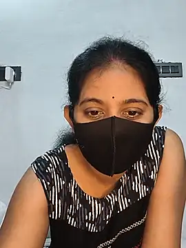 Snapshot of Your-Vedika chatting on 10/17/25, 07:44 Your-Vedika online show from 10/17/25, 07:44