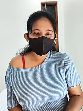 Snapshot of Your-Vedika chatting on 11/10/25, 02:11 Your-Vedika online show from 11/10/25, 02:11