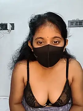 Snapshot of Your-Vedika chatting on 10/08/25, 06:30 Your-Vedika online show from 10/08/25, 06:30