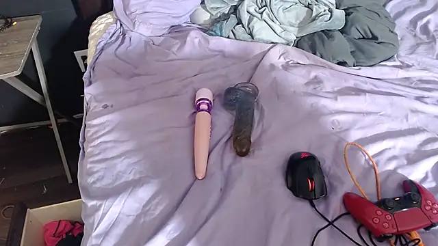 Snapshot of Werg9998 chatting on 04/04/26, 06:25 Werg9998 online show from 04/04/26, 06:25