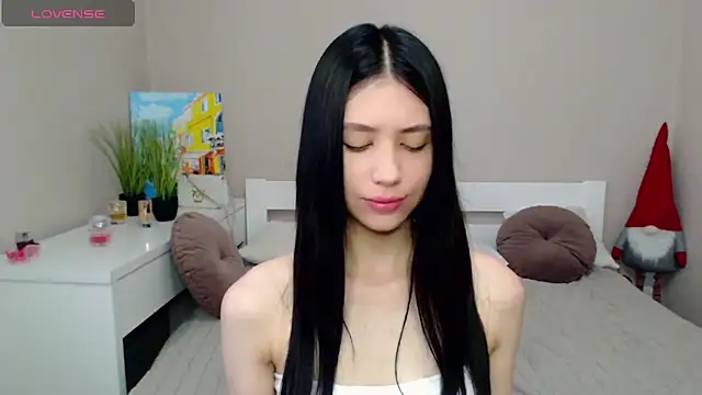 Snapshot of SelinLi chatting on 06/12/26, 06:11 SelinLi online show from 06/12/26, 06:11