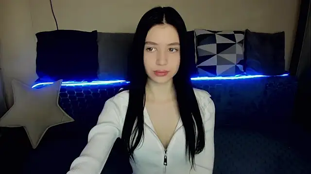 SelinLi online show from 01/06/26, 08:51