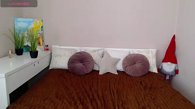 SelinLi online show from 05/03/26, 11:47
