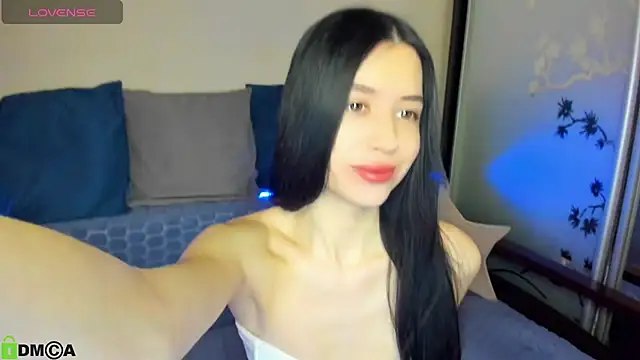 SelinLi online show from 02/28/26, 08:47