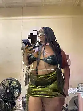 CurvyCocoxxx online show from 05/18/26, 09:36