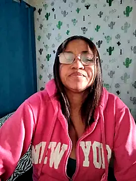 Snapshot of Avannay chatting on 09/10/25, 08:52 Avannay online show from 09/10/25, 08:52